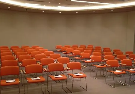 科尔特瓦里尔酒店 4* 拉齐塞